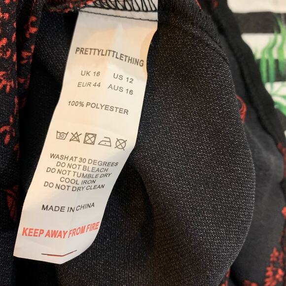 Pretty little thing top NWT - Picture 6 of 8